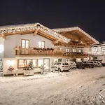 公寓 Schoene Ferienwohnungwagrain 瓦格赖恩